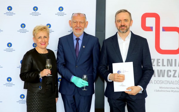 Click to zoom the picture.